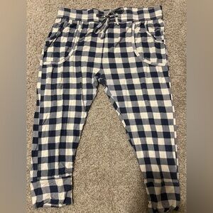 Kate Quinn organics gingham women’s joggers